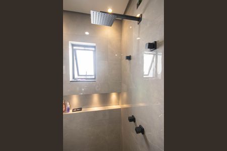 Casa à venda com 183m², 3 quartos e 2 vagas Casa à venda com 183m², 3 quartos e 2 vagasBanheiro da Suíte 1