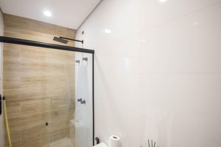 Casa à venda com 183m², 3 quartos e 2 vagas Casa à venda com 183m², 3 quartos e 2 vagasBanheiro da Suíte 3