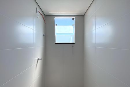 Apartamento à venda com 60m², 2 quartos e 2 vagasBanheiro da Suíte