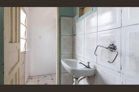 Banheiro de casa para alugar com 1 quarto, 48m² em Jardim Matarazzo, São Paulo