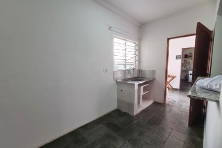 Cozinha de casa para alugar com 1 quarto, 30m² em Jardim Ana Rosa, São Paulo