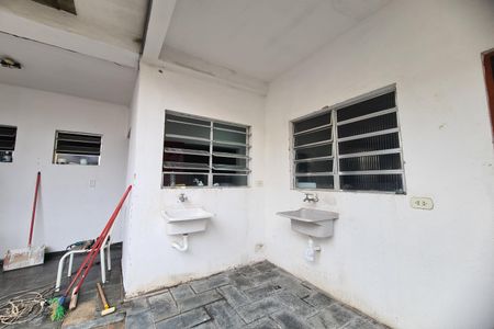 Casa para alugar com 30m², 1 quarto e sem vaga Casa para alugar com 30m², 1 quarto e sem vagaÁrea de Serviço