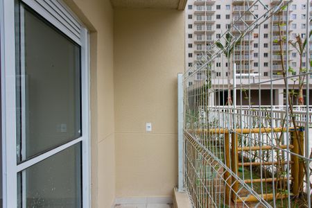 Apartamento para alugar com 35m², 2 quartos e sem vaga Apartamento para alugar com 35m², 2 quartos e sem vagaVaranda da Sala/Cozinha