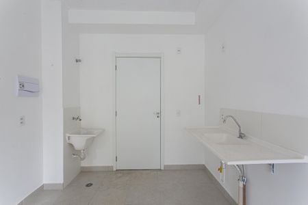 Apartamento para alugar com 35m², 2 quartos e sem vaga Apartamento para alugar com 35m², 2 quartos e sem vagaSala/Cozinha