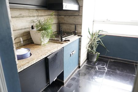 Varanda de apartamento à venda com 3 quartos, 74m² em Vila Bertioga, São Paulo