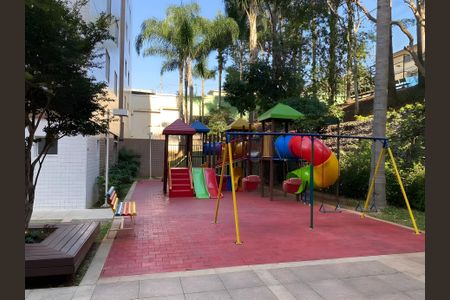 Apartamento à venda com 128m², 3 quartos e 2 vagasÁrea Comum - Playground