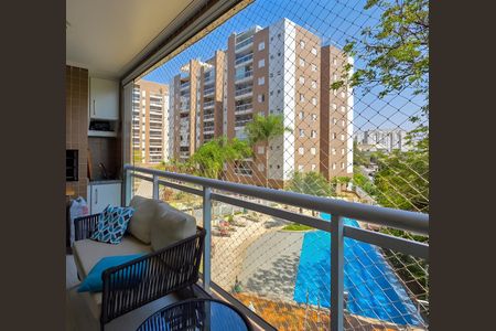 Apartamento à venda com 128m², 3 quartos e 2 vagasVaranda