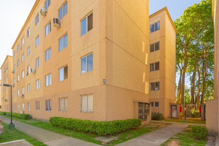 Apartamento à venda com 42m², 2 quartos e 1 vaga Apartamento à venda com 42m², 2 quartos e 1 vagaFachada