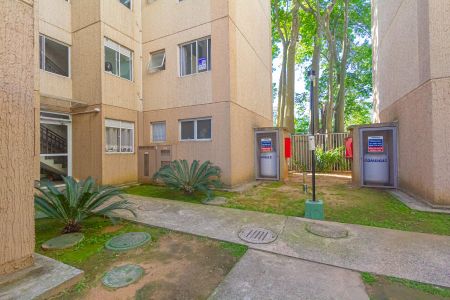 Apartamento à venda com 42m², 2 quartos e 1 vaga Apartamento à venda com 42m², 2 quartos e 1 vagaFachada