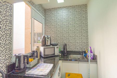 Apartamento à venda com 42m², 2 quartos e 1 vaga Apartamento à venda com 42m², 2 quartos e 1 vagaCozinha