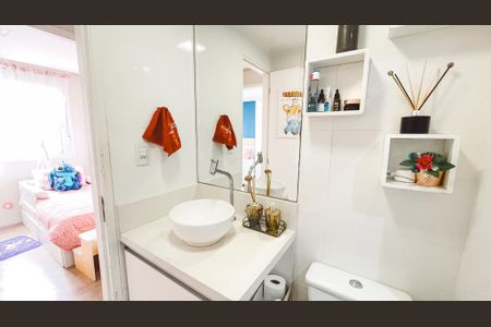 Apartamento à venda com 50m², 2 quartos e 1 vaga Apartamento à venda com 50m², 2 quartos e 1 vagaBanheiro