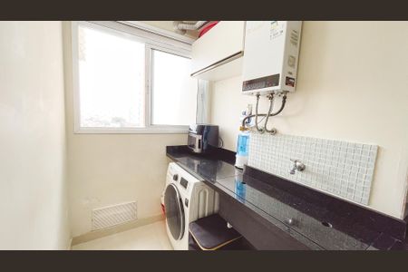 Apartamento à venda com 50m², 2 quartos e 1 vaga Apartamento à venda com 50m², 2 quartos e 1 vagaCozinha e Área de Serviço