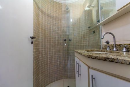 Apartamento para alugar com 74m², 2 quartos e 1 vagaBanheiro da Suíte