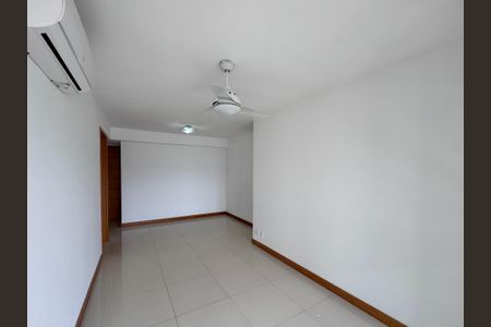 Sala de apartamento à venda com 3 quartos, 83m² em Recreio dos Bandeirantes, Rio de Janeiro