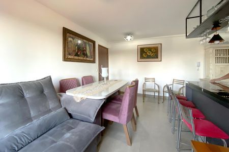 Apartamento à venda com 90m², 2 quartos e 2 vagas Apartamento à venda com 90m², 2 quartos e 2 vagasSala