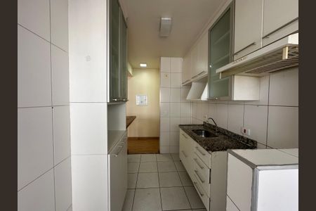 Apartamento para alugar com 57m², 2 quartos e 2 vagas Apartamento para alugar com 57m², 2 quartos e 2 vagasCozinha