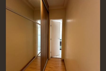 Apartamento para alugar com 57m², 2 quartos e 2 vagas Apartamento para alugar com 57m², 2 quartos e 2 vagasSuíte