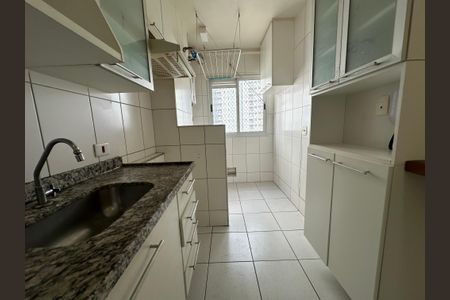 Apartamento para alugar com 57m², 2 quartos e 2 vagas Apartamento para alugar com 57m², 2 quartos e 2 vagasCozinha