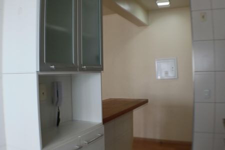 Apartamento para alugar com 57m², 2 quartos e 2 vagas Apartamento para alugar com 57m², 2 quartos e 2 vagasCozinha