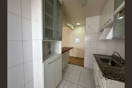 Apartamento para alugar com 57m², 2 quartos e 2 vagas Apartamento para alugar com 57m², 2 quartos e 2 vagasCozinha