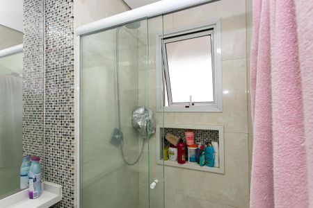 Apartamento à venda com 80m², 2 quartos e 2 vagasBanheiro da Suíte 1