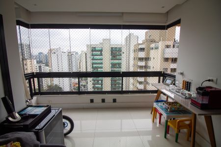 Apartamento à venda com 116m², 3 quartos e 2 vagasVaranda