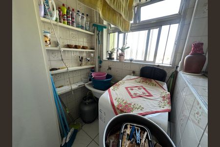 Apartamento à venda com 60m², 2 quartos e 1 vagaÁrea de Serviço