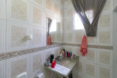 Casa à venda com 437m², 3 quartos e 4 vagas Casa à venda com 437m², 3 quartos e 4 vagasBanheiro da suíte 1