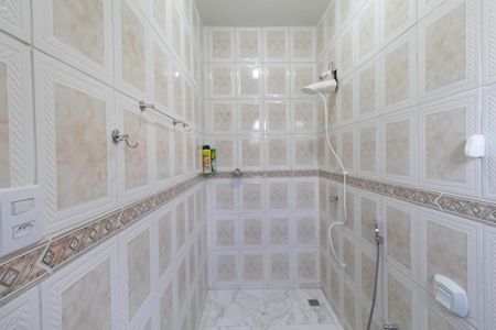 Casa à venda com 437m², 3 quartos e 4 vagas Casa à venda com 437m², 3 quartos e 4 vagasBanheiro da suíte 1