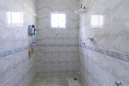 Casa à venda com 437m², 3 quartos e 4 vagas Casa à venda com 437m², 3 quartos e 4 vagasBanheiro da suíte 2