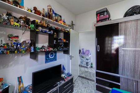 Casa à venda com 437m², 3 quartos e 4 vagas Casa à venda com 437m², 3 quartos e 4 vagasQuarto