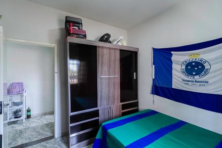 Casa à venda com 437m², 3 quartos e 4 vagas Casa à venda com 437m², 3 quartos e 4 vagasQuarto