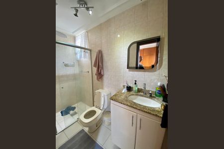 Apartamento à venda com 171m², 4 quartos e 2 vagas Apartamento à venda com 171m², 4 quartos e 2 vagasBanheiro da Suíte