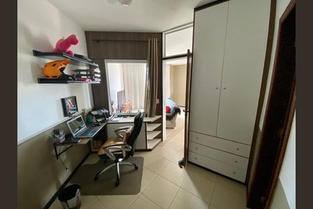 Apartamento à venda com 171m², 4 quartos e 2 vagas Apartamento à venda com 171m², 4 quartos e 2 vagasQuarto 2