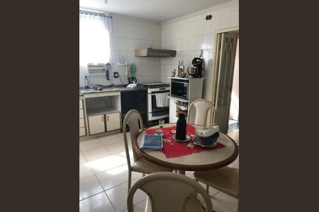 Casa à venda com 140m², 3 quartos e 3 vagas0782c679-0846-4c6f-ae79-ae55541ea9a1