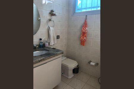 Casa à venda com 140m², 3 quartos e 3 vagas31d4c157-46b6-41cf-a177-6342ca5e302b