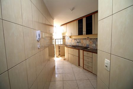 Apartamento à venda com 68m², 2 quartos e 1 vagaCozinha