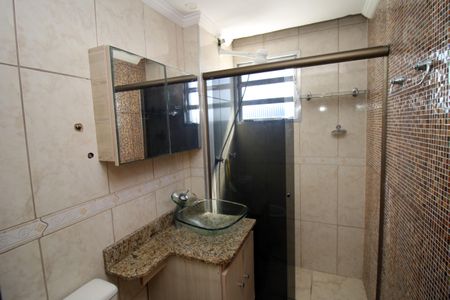 Apartamento à venda com 68m², 2 quartos e 1 vagaBanheiro