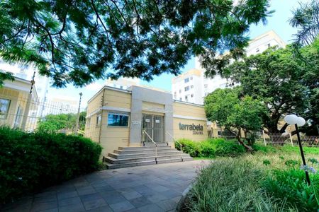 Apartamento à venda com 47m², 2 quartos e 1 vagaFachada