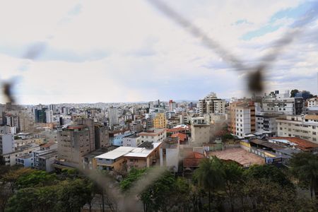 Apartamento à venda com 180m², 4 quartos e 2 vagas Apartamento à venda com 180m², 4 quartos e 2 vagasVista do Quarto 2