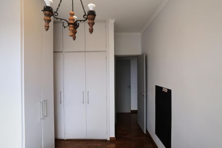 Apartamento à venda com 180m², 4 quartos e 2 vagas Apartamento à venda com 180m², 4 quartos e 2 vagasQuarto 3