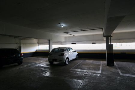 Apartamento à venda com 180m², 4 quartos e 2 vagas Apartamento à venda com 180m², 4 quartos e 2 vagasGaragem