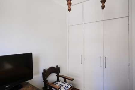 Apartamento à venda com 180m², 4 quartos e 2 vagas Apartamento à venda com 180m², 4 quartos e 2 vagasQuarto 2