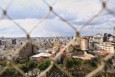 Apartamento à venda com 180m², 4 quartos e 2 vagas Apartamento à venda com 180m², 4 quartos e 2 vagasVista da Sala