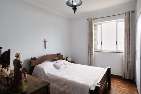 Apartamento à venda com 180m², 4 quartos e 2 vagas Apartamento à venda com 180m², 4 quartos e 2 vagasSuíte