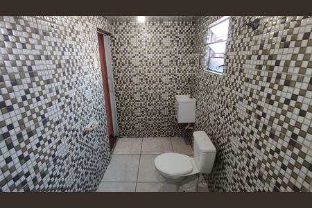Casa para alugar com 150m², 3 quartos e 1 vaga Casa para alugar com 150m², 3 quartos e 1 vagaBanheiro da Suíte