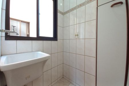 Apartamento para alugar com 63m², 2 quartos e 1 vagaÁrea de Serviço