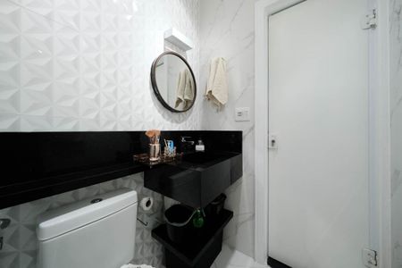 Casa à venda com 250m², 3 quartos e 4 vagasBanheiro da Suíte