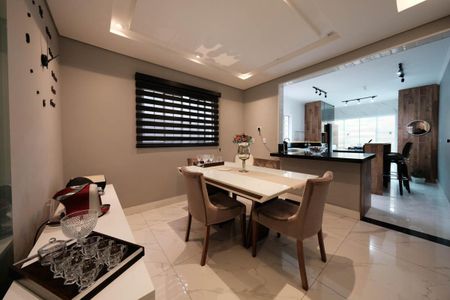 Casa à venda com 250m², 3 quartos e 4 vagasCozinha