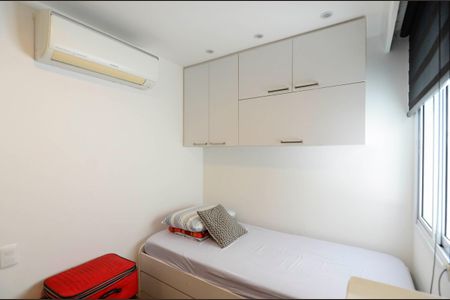 Apartamento à venda com 106m², 3 quartos e 2 vagasQuarto 2
